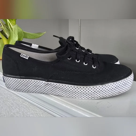 Keds Champion Triple Dot Foxing womens sneakers shoes size 9 - Picture 2 of 12